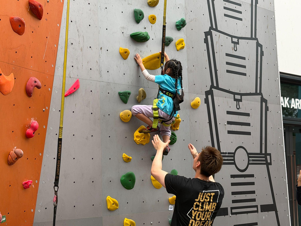 Just Climb & 小小烘焙大师游学团
