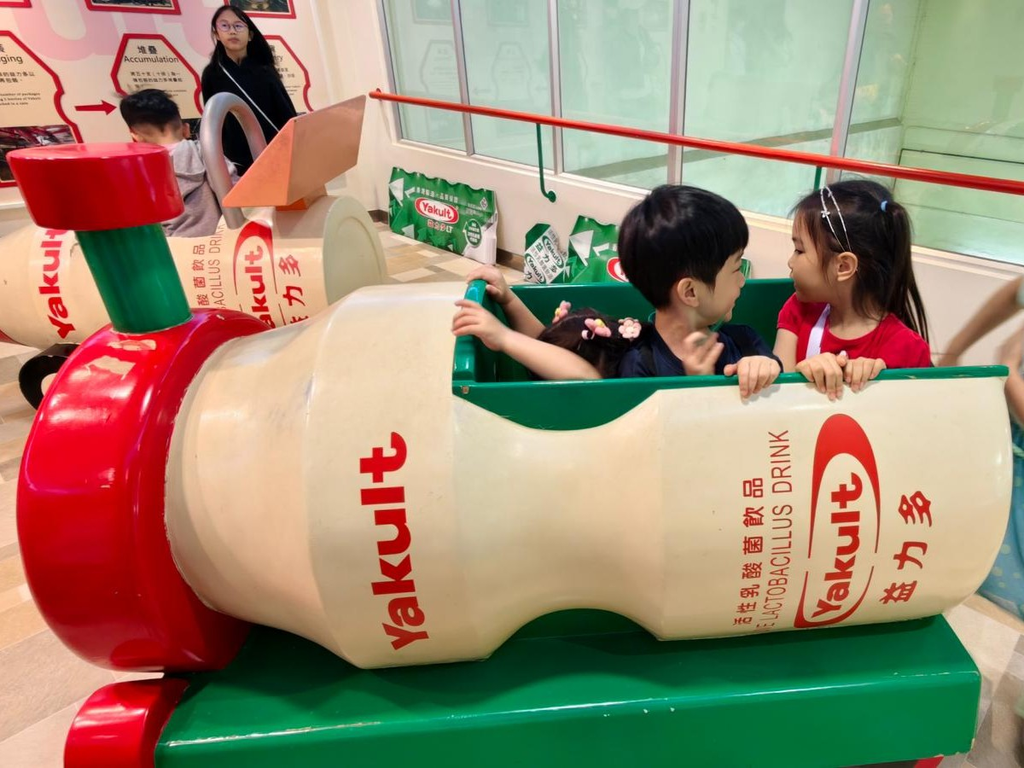 养乐多工厂 & 铁道博物馆游学团