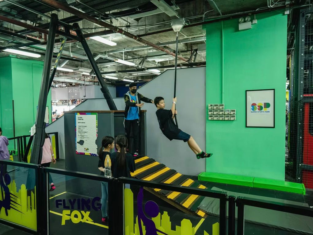 Monster Lab & Super Sports Park 遊學團