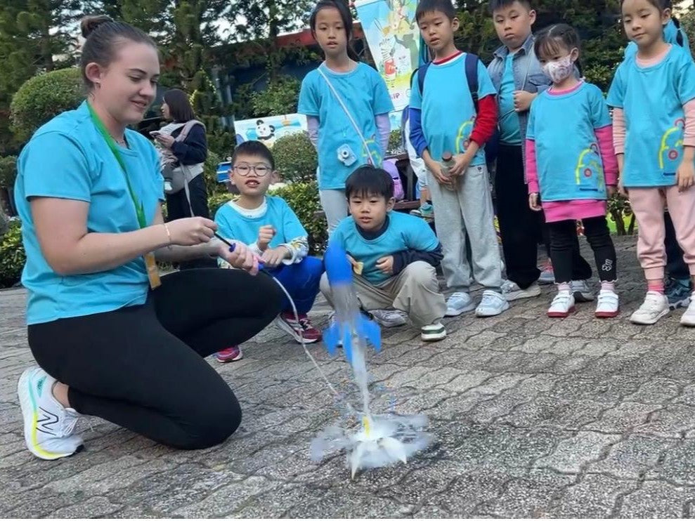 海洋公園動物互動遊學團